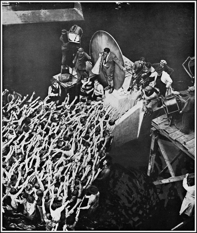 On the set of Metropolis